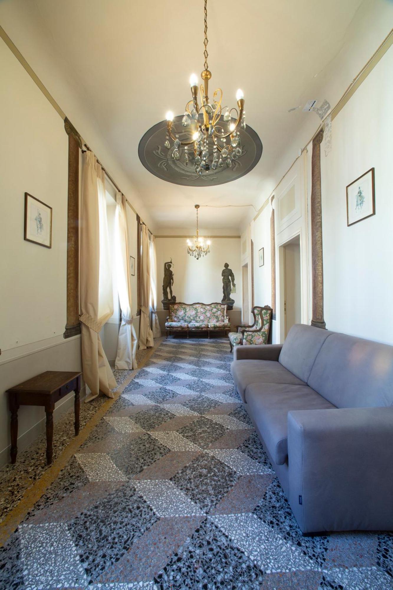Ferienwohnung Dimora Storica Vicolo Del Volto Iseo Exterior foto